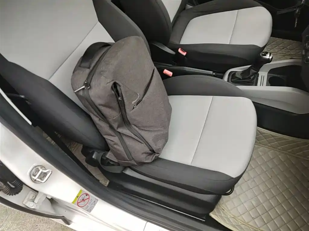 Škoda Fabia 2016 1.4L Automatic Car Enjoy Edition фото 25
