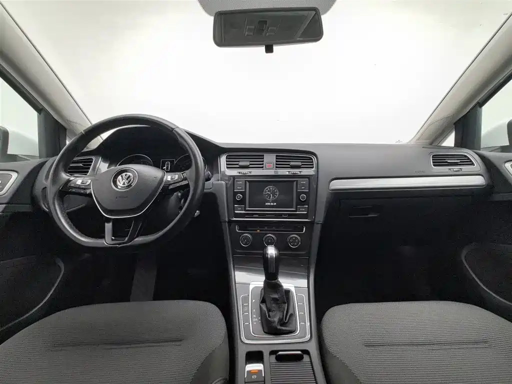 Volkswagen Golf 2018 230TSI Automatic Comfort фото 5