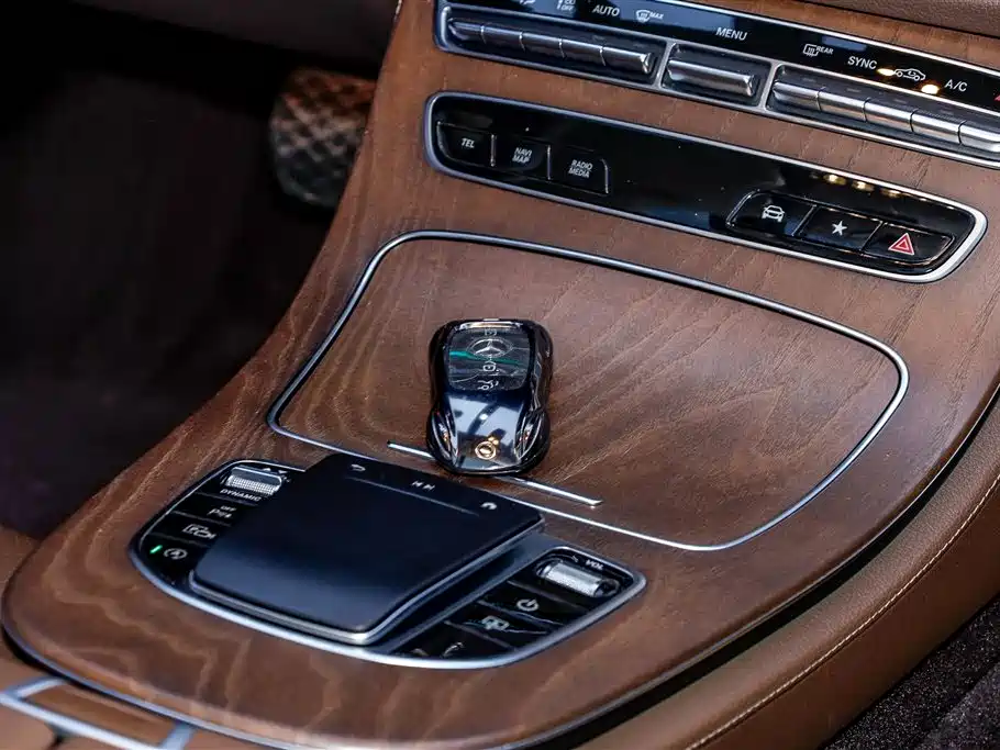 Mercedes-Benz E-Class 2021 Facelift E 300 L Luxury фото 10