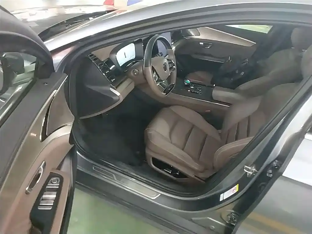 BYD Han 2023 DM-i Champion Edition 121KM Elite фото 16