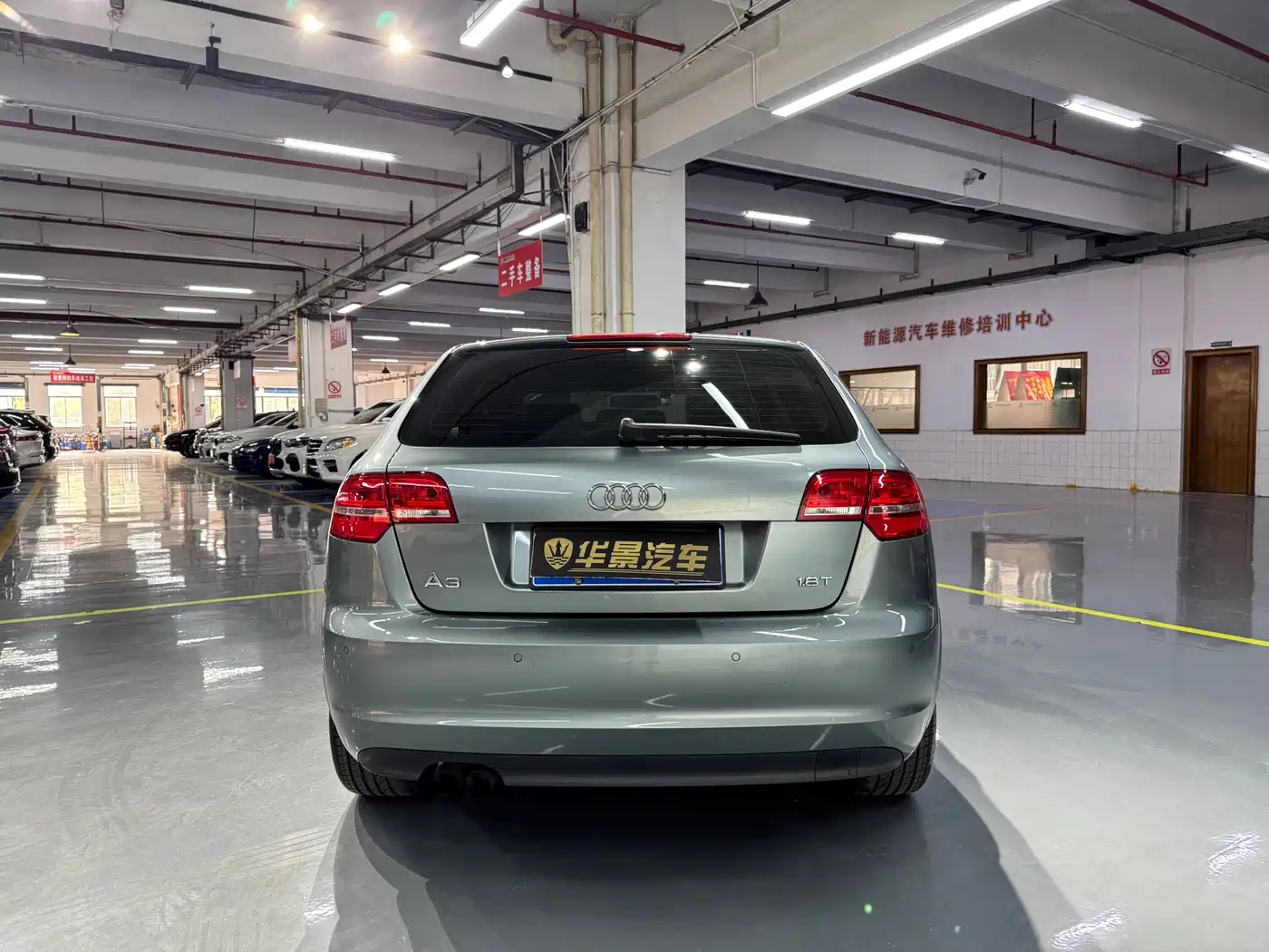 Audi A3 (Import) 2010 Sportback 1.8T Premium Model фото 7