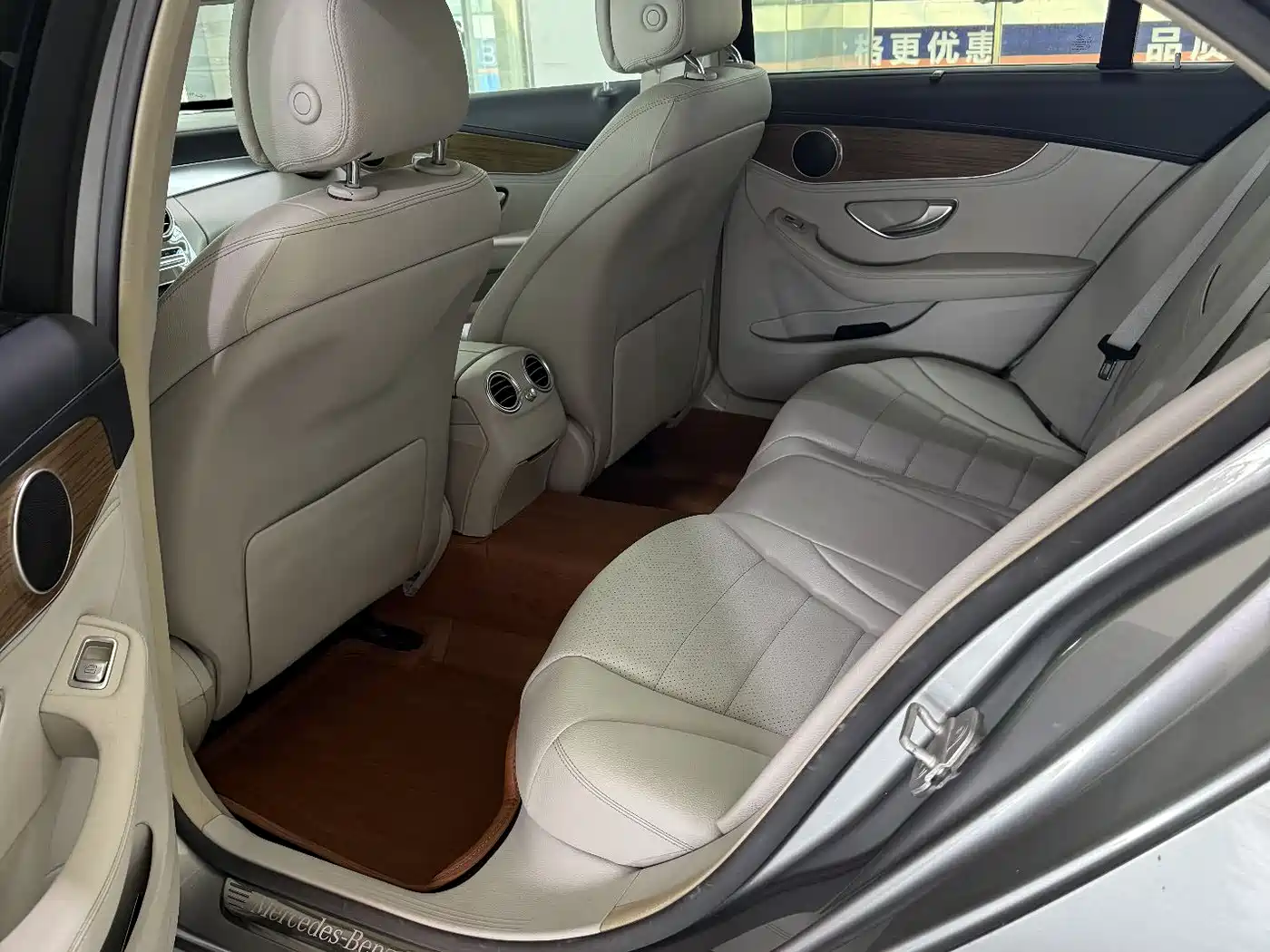 Mercedes-Benz C-Class 2015 C 200 L фото 9