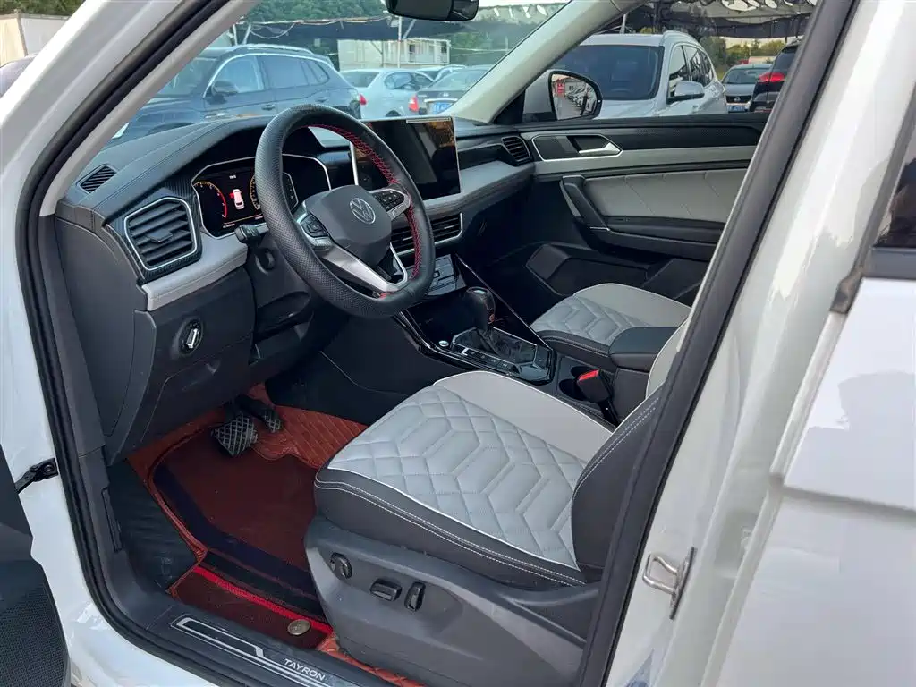 Volkswagen Tayron 2023 280TSI 2WD Luxury Plus Advanced Edition фото 11