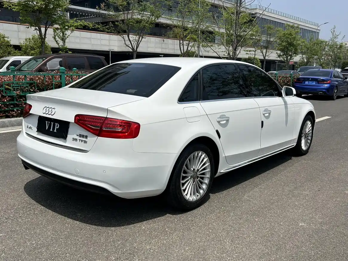 Audi A4L 2016 35 TFSI Collector's Edition Automatic Standard фото 15