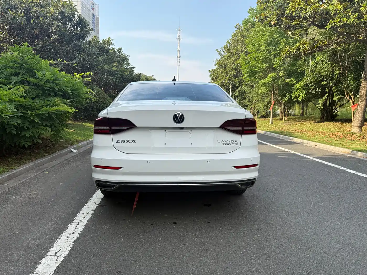 Volkswagen Lavida 2022 280TSI DSG Comfort Edition фото 7