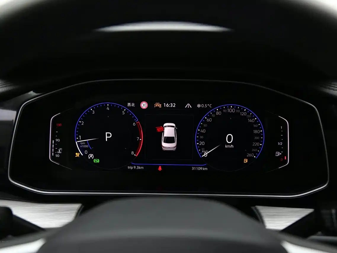 Volkswagen Sagitar 2023 Model Year 280TSI DSG Surpass Edition фото 16