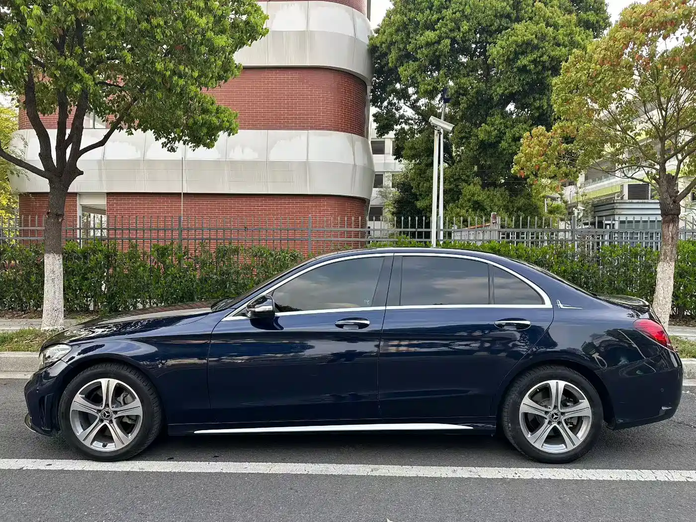 Mercedes-Benz C-Class 2020 C 260 L Sport фото 4