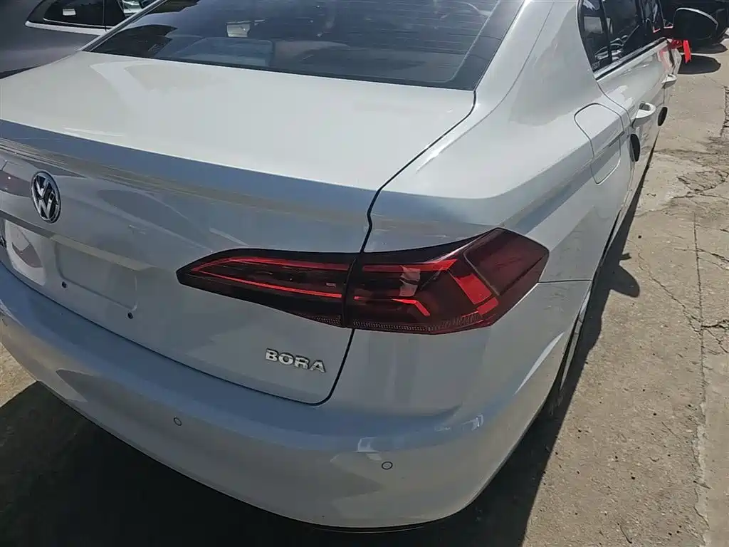 Volkswagen Bora 2020 1.5L Automatic Elite фото 8