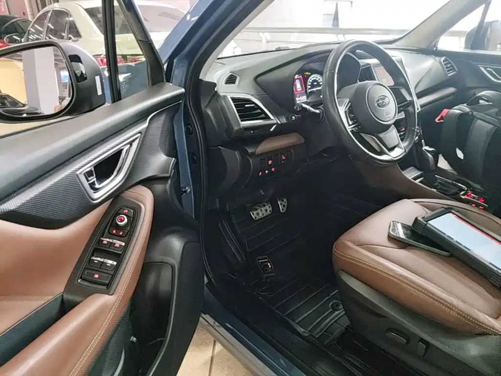 Фото 15 - Subaru Forester