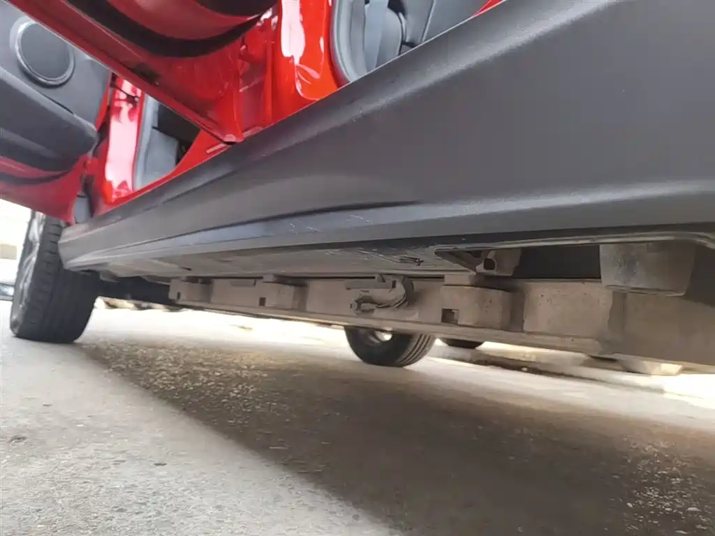 BYD Yuan New Energy 2019 EV360 Smart Connect Premium Edition фото 22