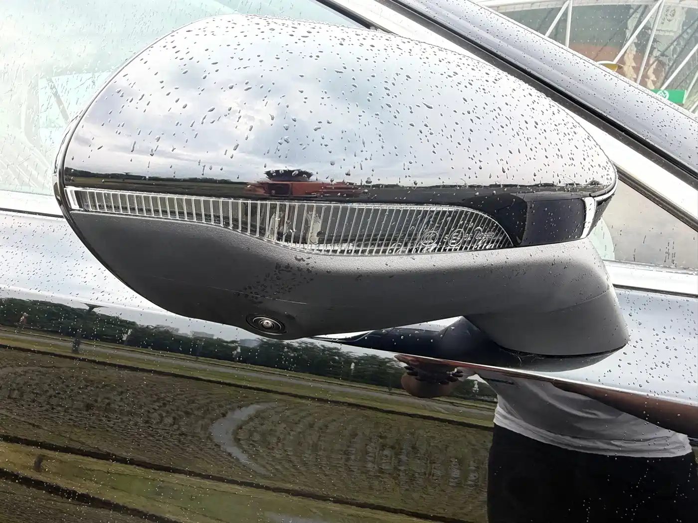 Hongqi H5 2026