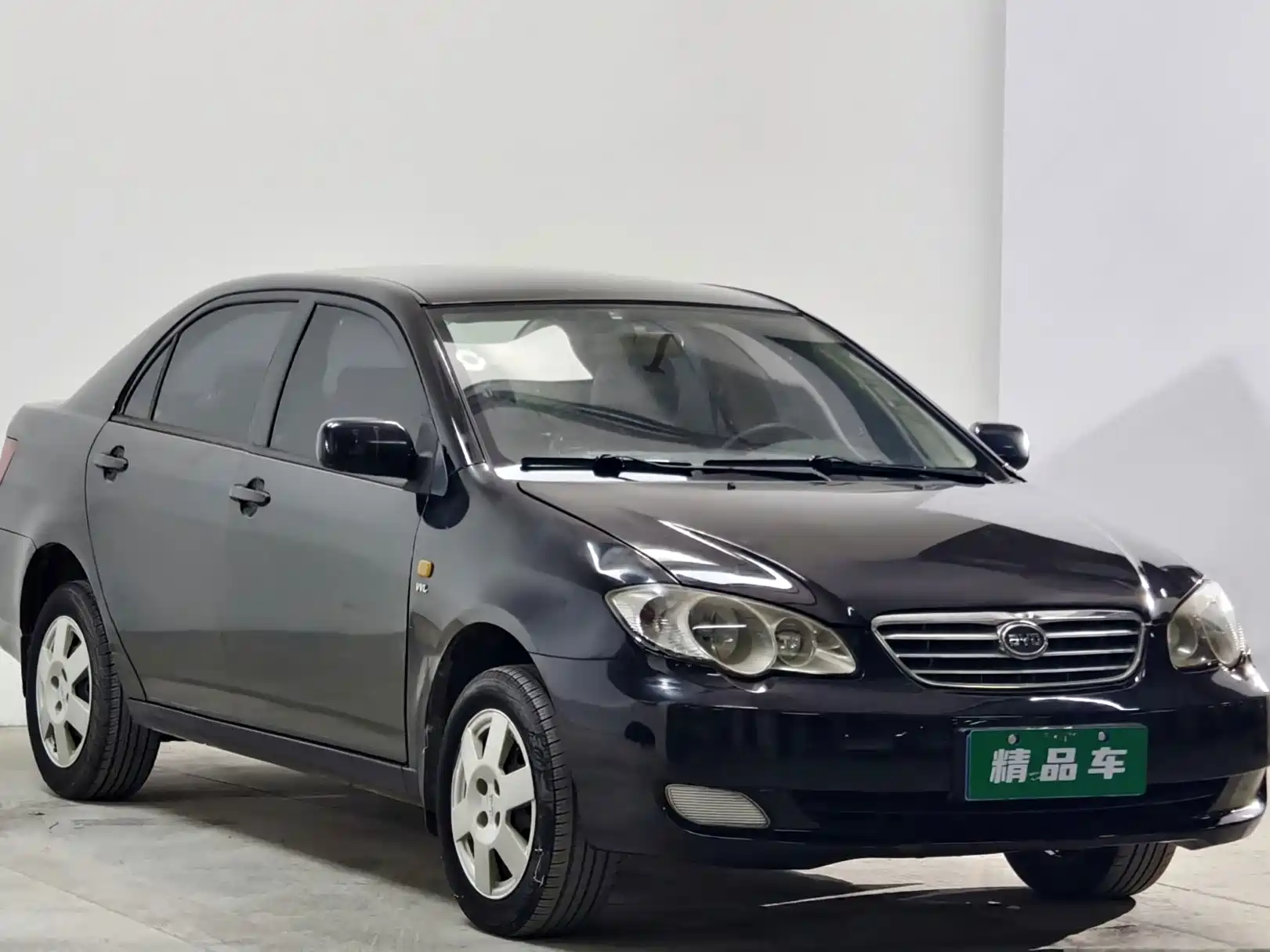 Фото 3 - BYD F3
