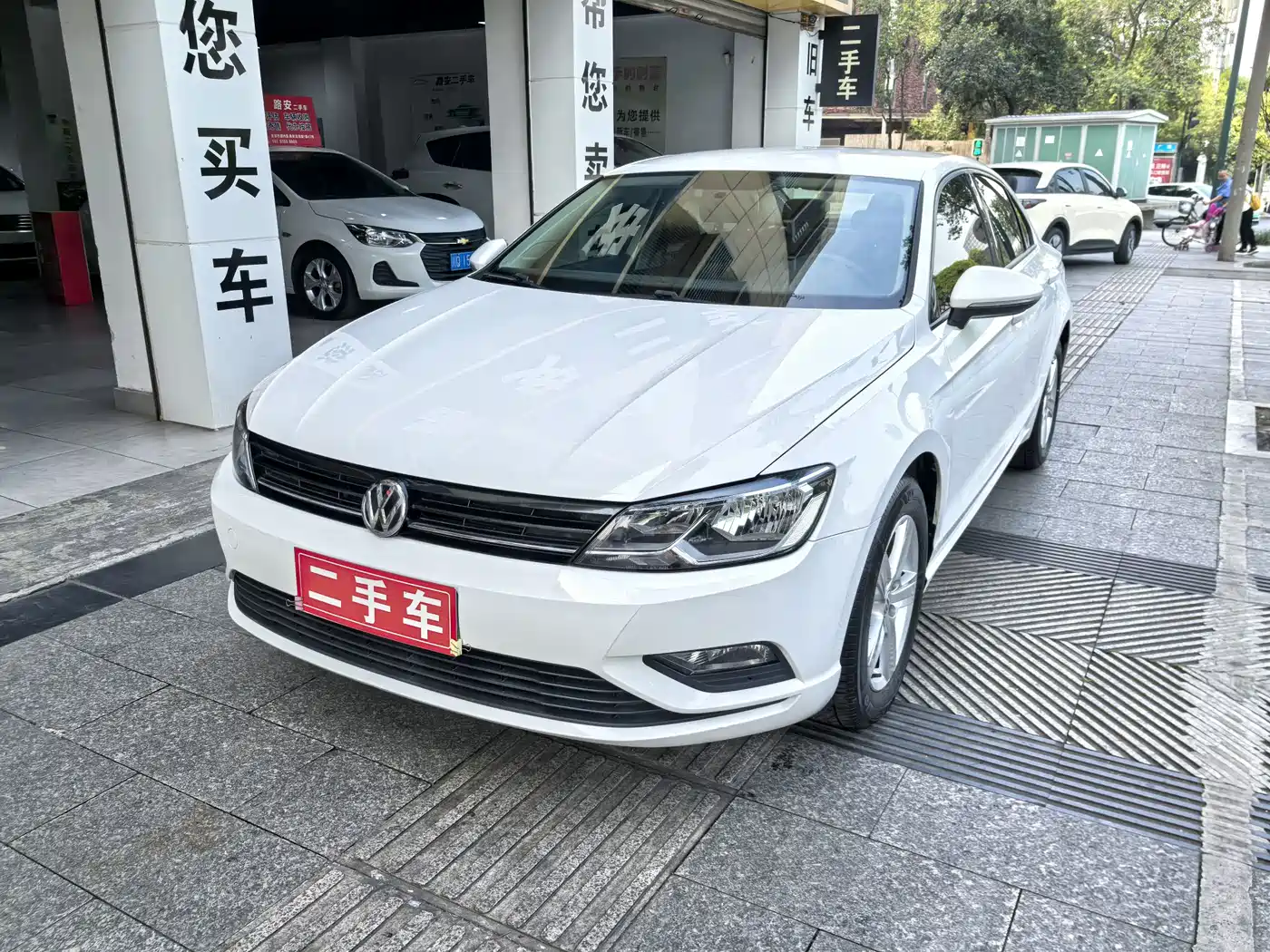Volkswagen Lamando 2018 230TSI Manual Trend Edition фото 4