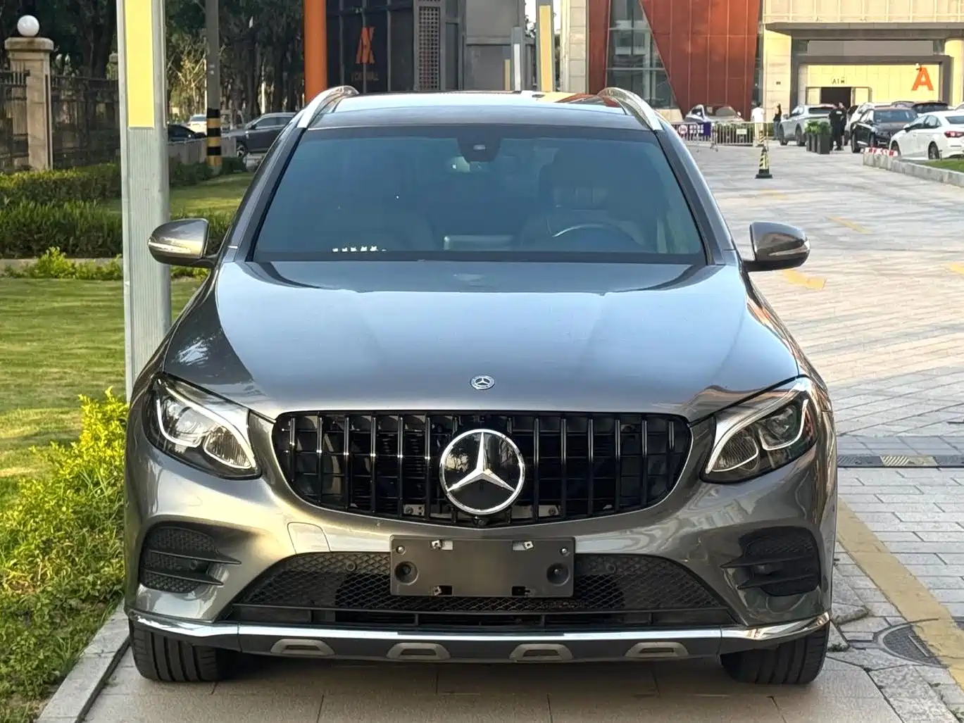 Mercedes-Benz GLC 2017 GLC 260 4MATIC Dynamic фото 2