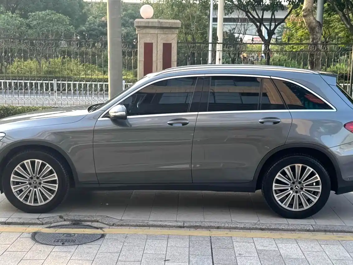 Mercedes-Benz GLC 2017 GLC 260 4MATIC Dynamic фото 7