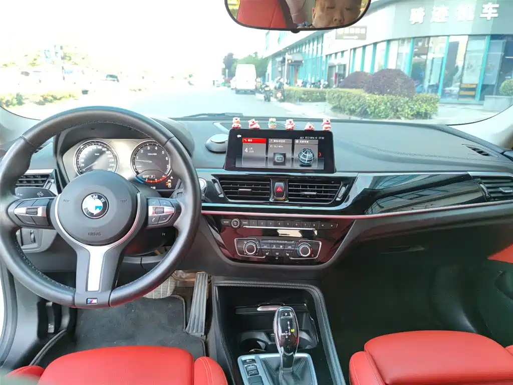 BMW 1 Series 2021 125i M Sport Black Night Edition фото 8