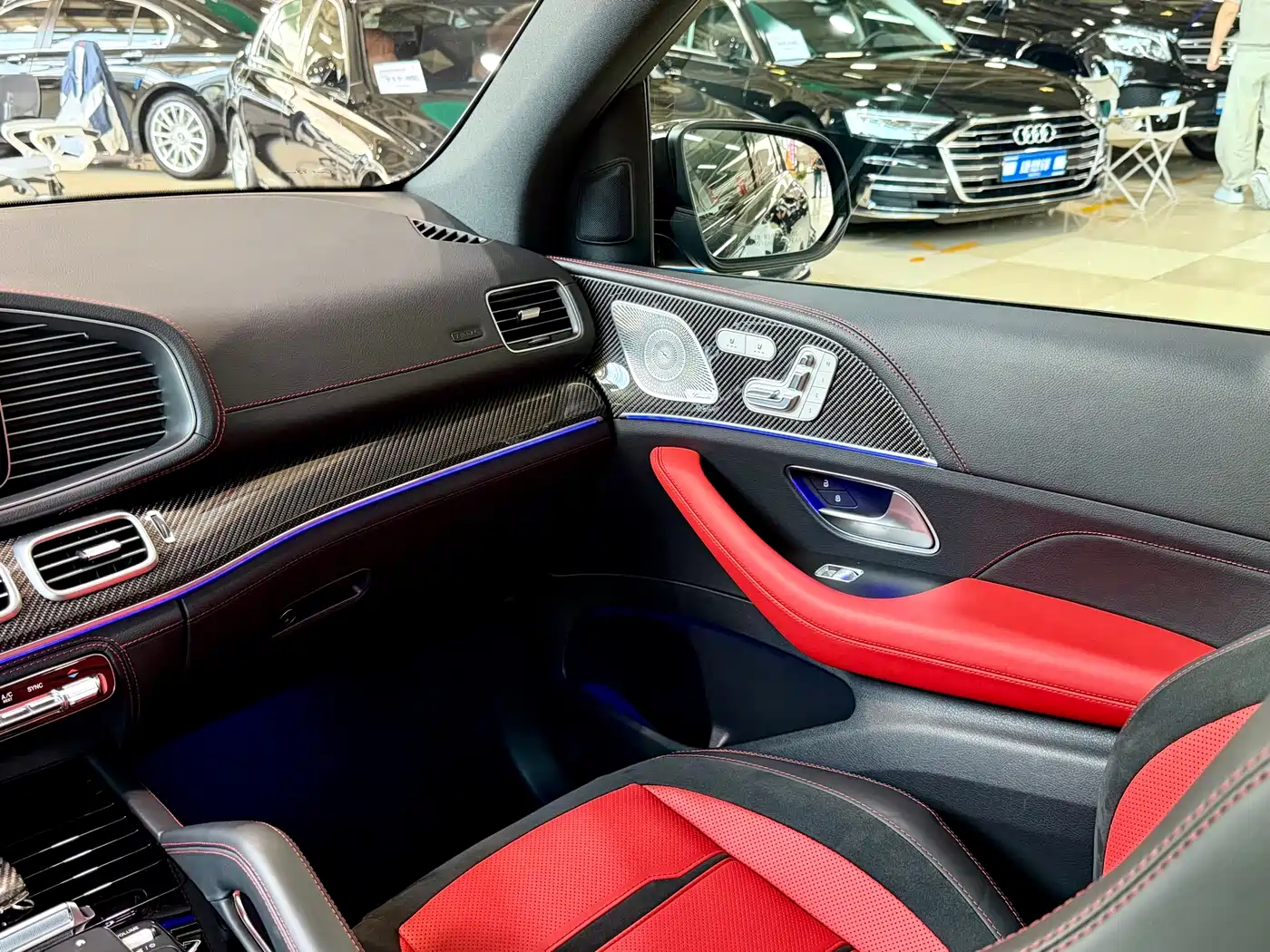 Mercedes-Benz GLE AMG 2024 AMG GLE 53 4MATIC+ фото 19