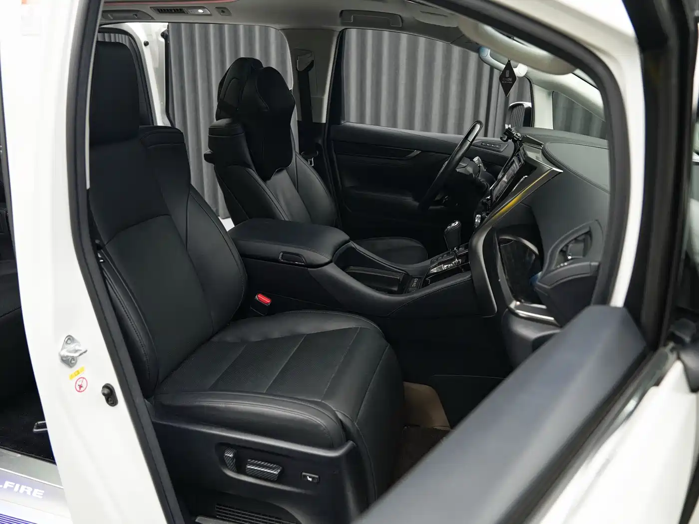Toyota Vellfire 2019 2019 Hybrid 2.5L HV Luxury Edition