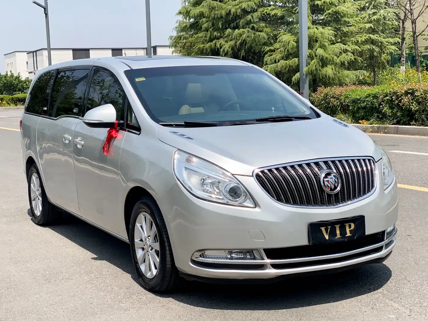 Buick GL8 2015 2.4L Luxury Business Exclusive Edition фото 3