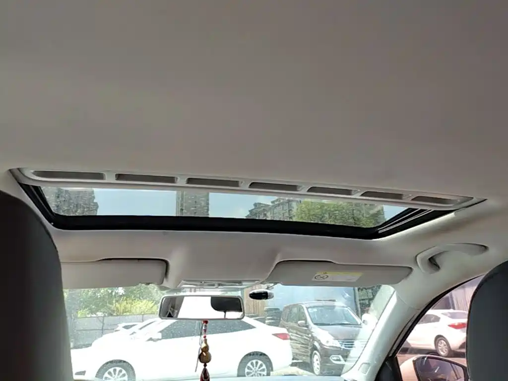 Volkswagen Jetta 2017 1.5L Manual Comfort фото 18