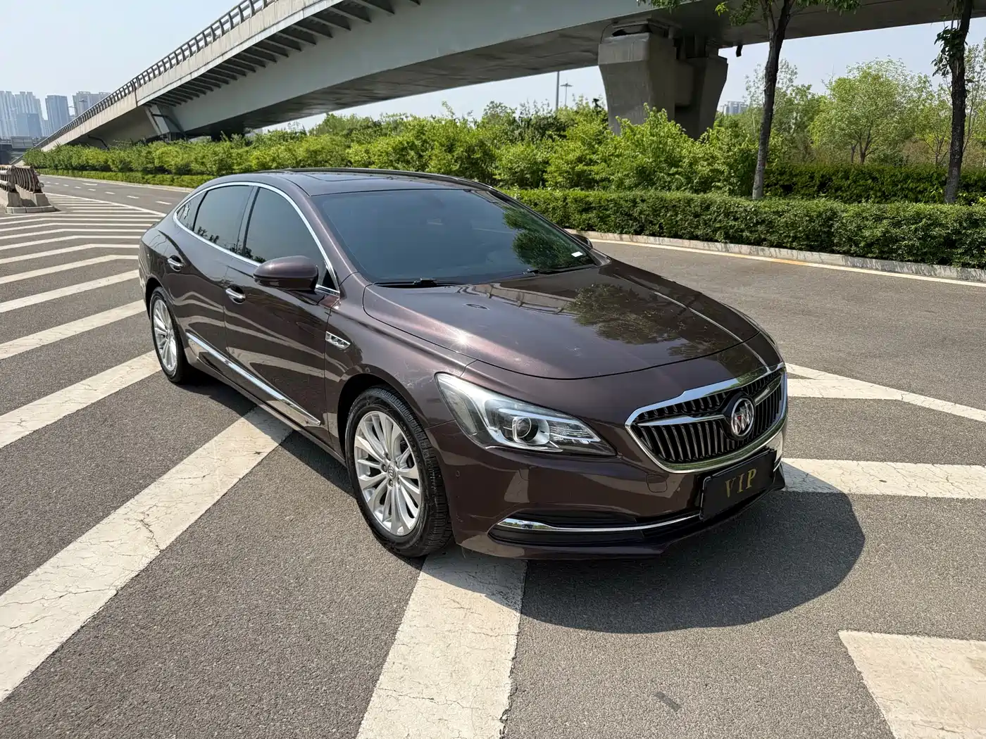 Buick LaCrosse 2016 Facelift 28T Elite фото 3