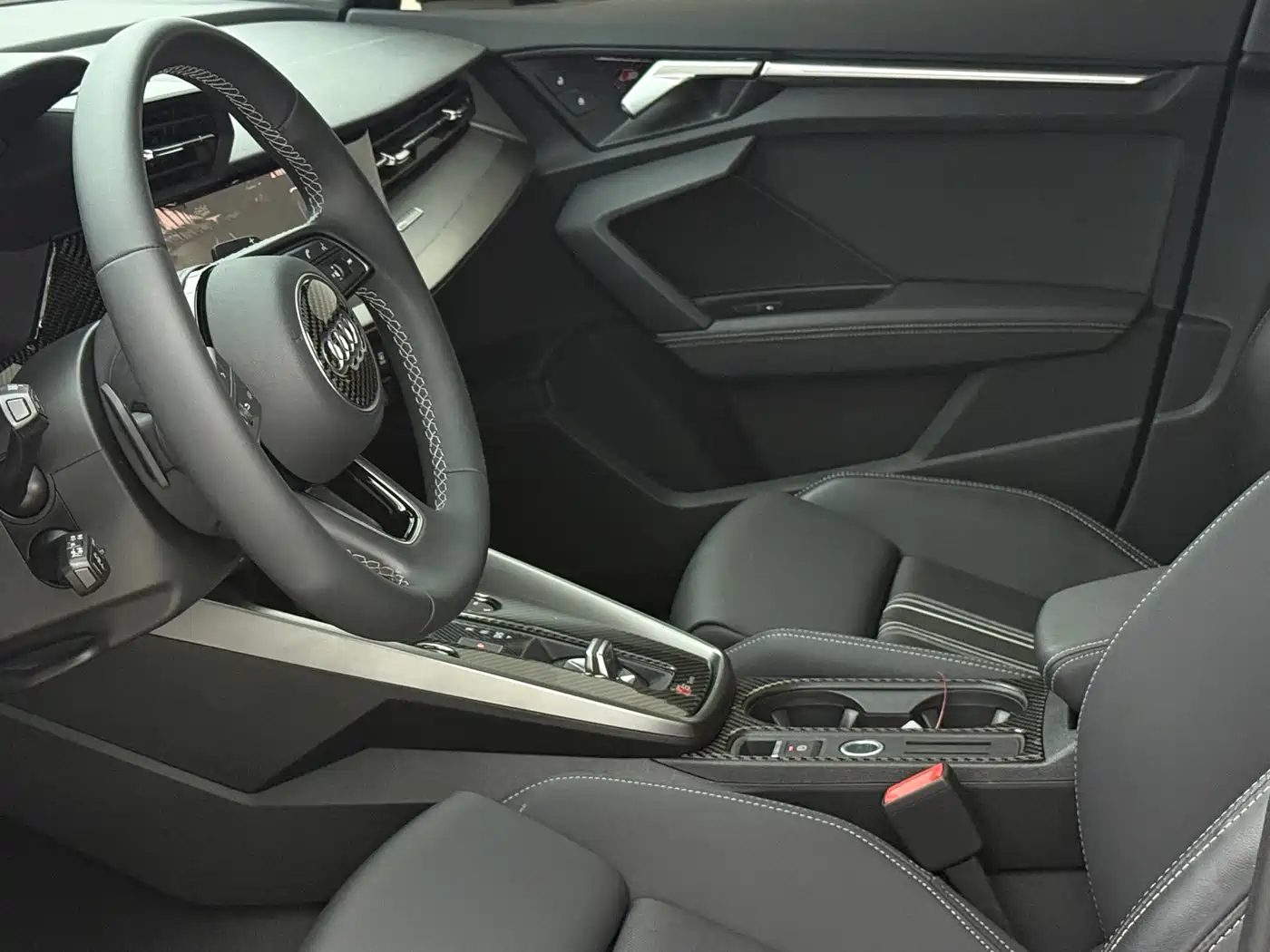 Audi A3 2023 Facelift Sportback 35 TFSI Fashion Sport фото 21