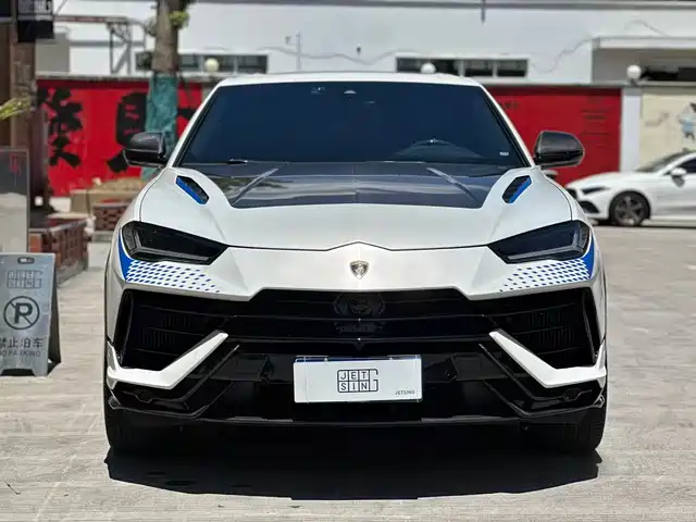 Lamborghini Urus 2019