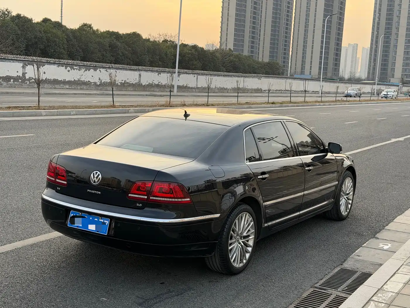 Volkswagen Phaeton 2016 2015 Model 3.0L Exclusive Edition