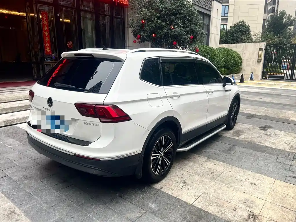 Volkswagen Tiguan L 2021 330TSI Automatic 2WD Smart фото 5