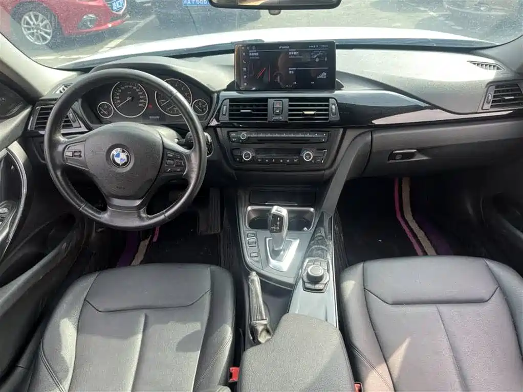 BMW 3 Series 2014 320Li Fashion фото 8