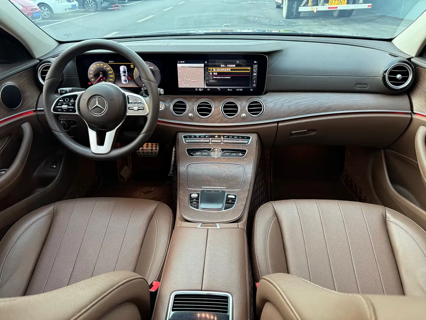 Mercedes-Benz E-Class 2019 E 300 L Fashion фото 14