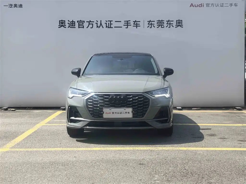 AUDI Q3 SPORTBACK
