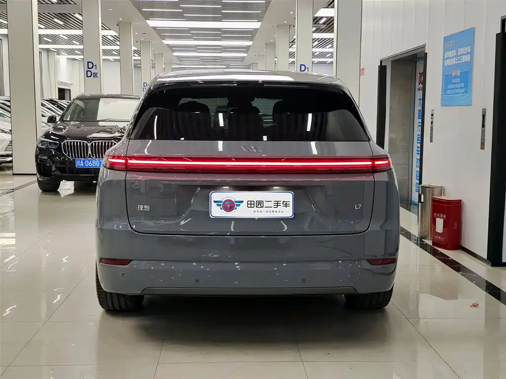 Li Auto IDEAL L7