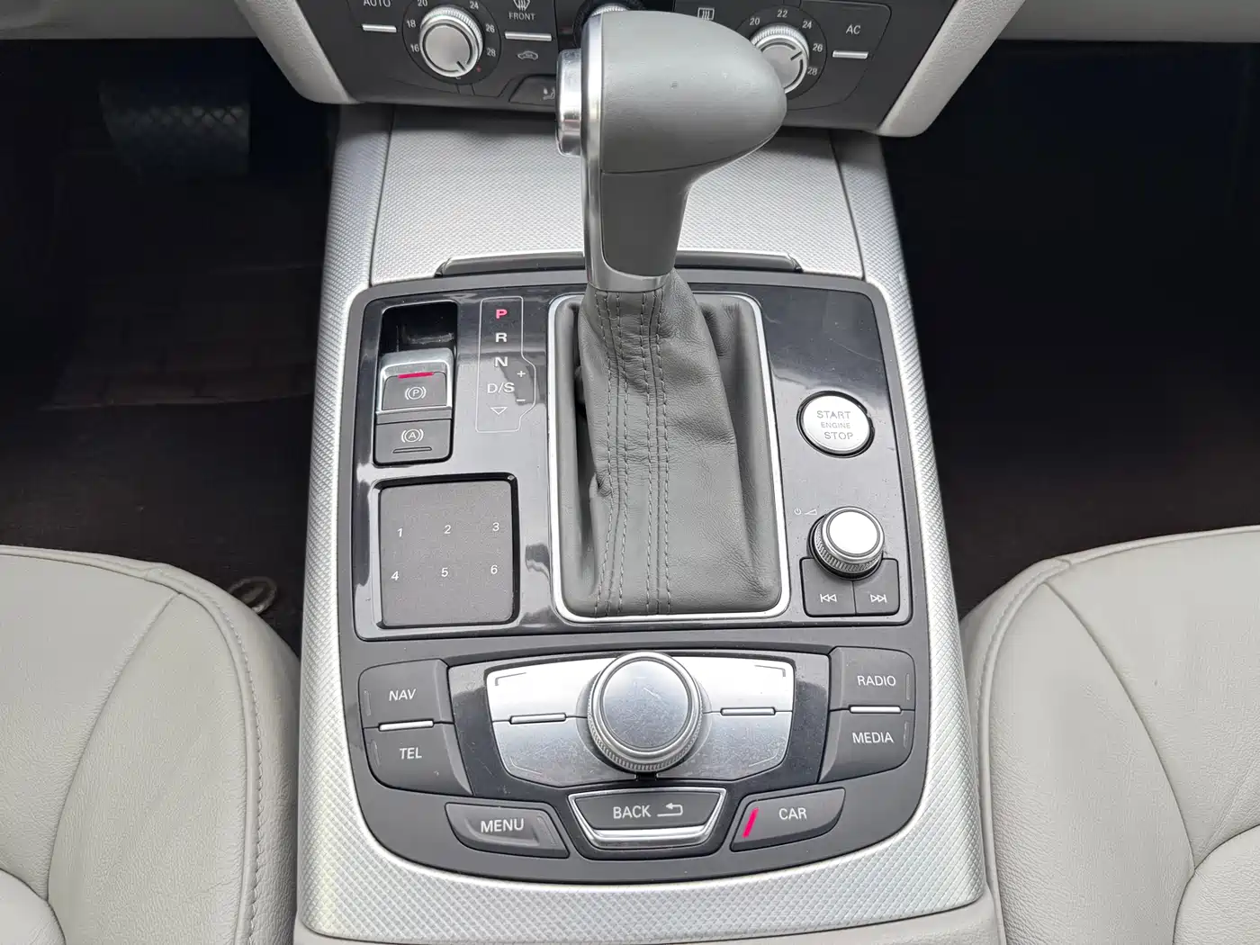 Audi A6L 2012 TFSI Standard фото 16