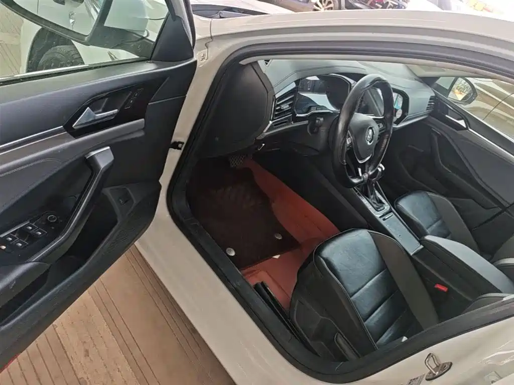 Volkswagen Sagitar 2019 280TSI DSG Comfort Edition China VI фото 16