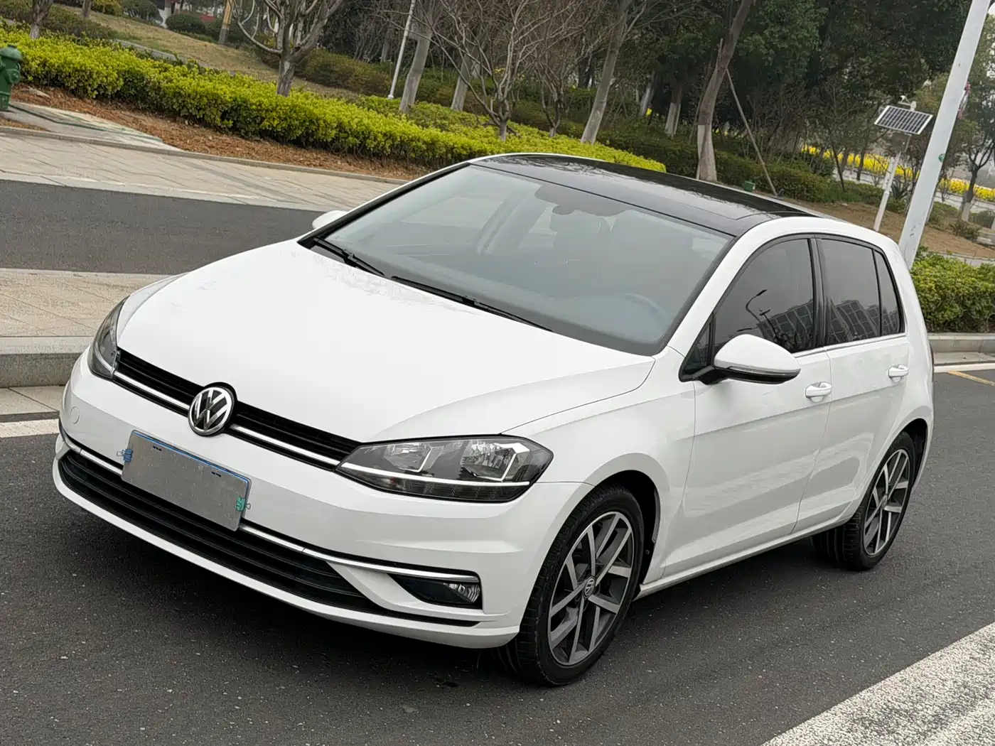 Volkswagen Golf 2020 Beloved Edition 280TSI DSG Luxury