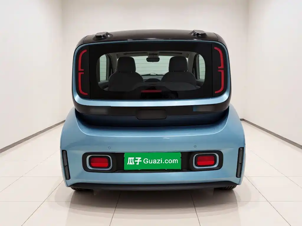 Baojun E300 2020 2020 Interstellar Future Edition