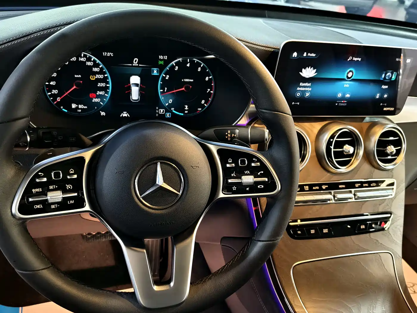 Mercedes-Benz GLC 2020 GLC 300 L 4MATIC Dynamic фото 18