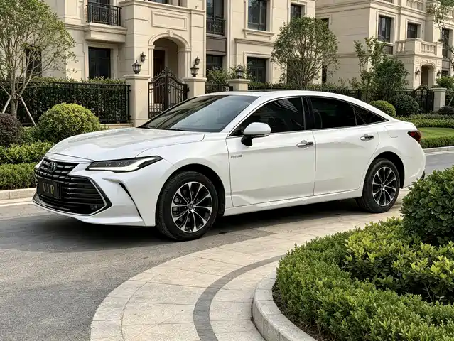 Toyota Avalon 2023 Hybrid 2.5L Luxury Edition