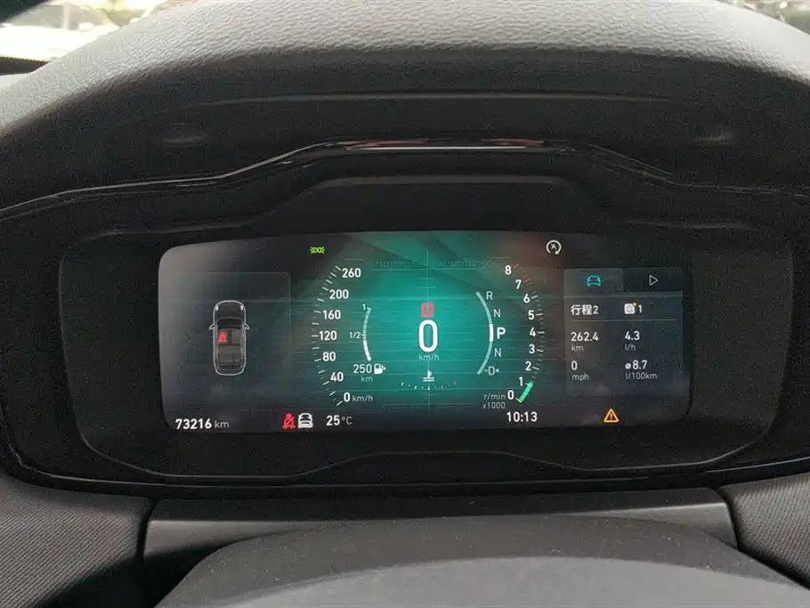 Lynk & Co 01 2017 2.0T AWD Pro фото 14