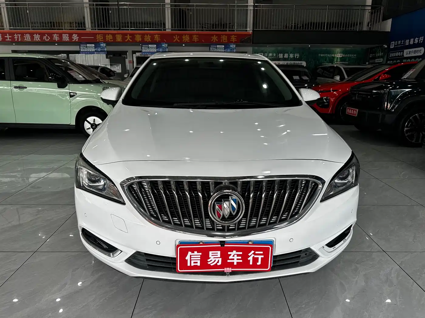 Buick Verano 2015 Sedan 20T Dual-clutch Elite фото 3