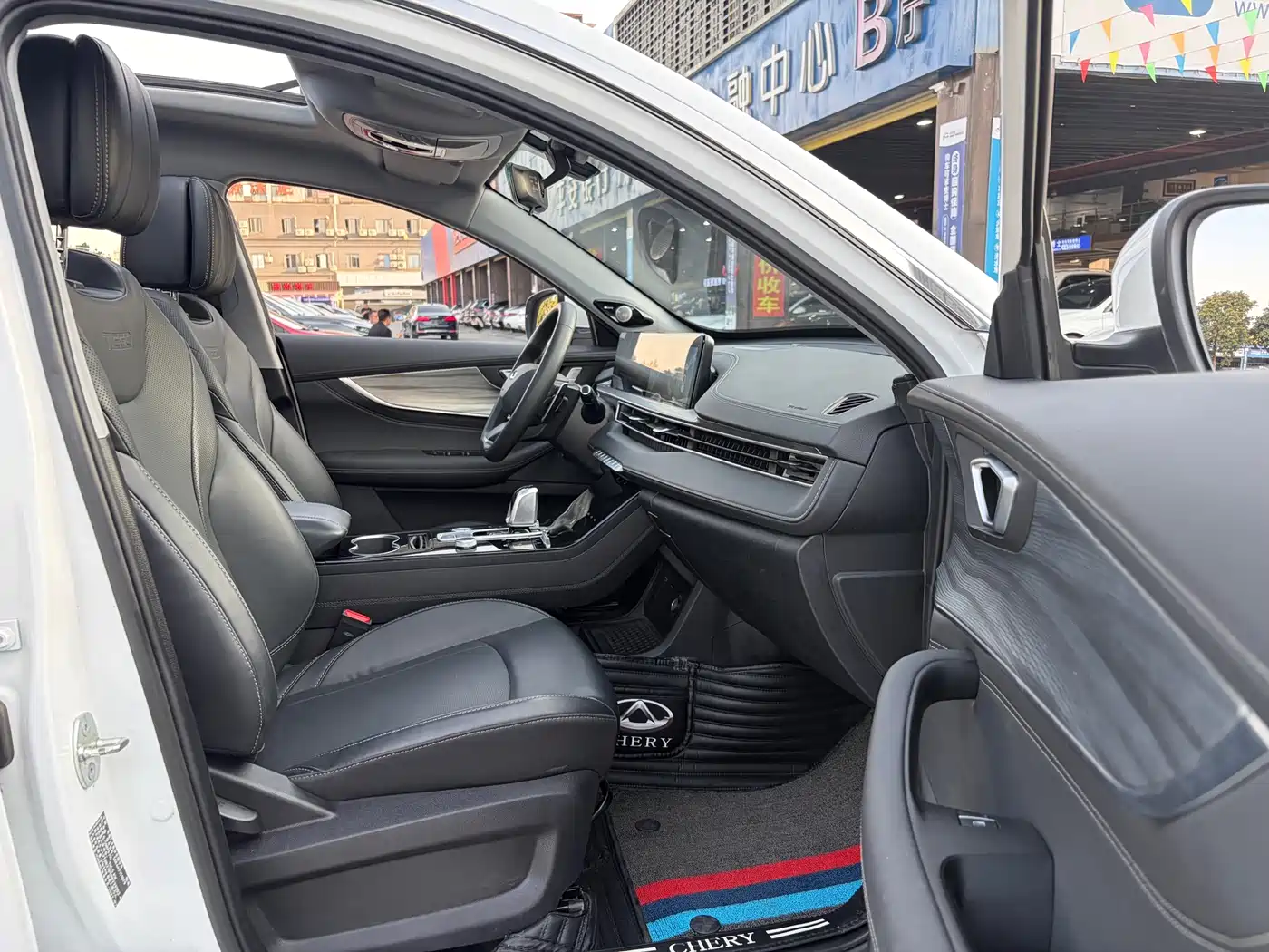 CHERY TIGGO 8 PLUS