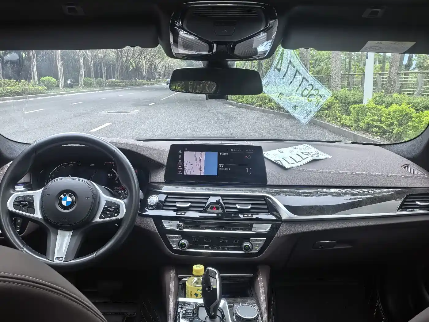 BMW 5 Series 2020 525Li M Sport Package фото 11