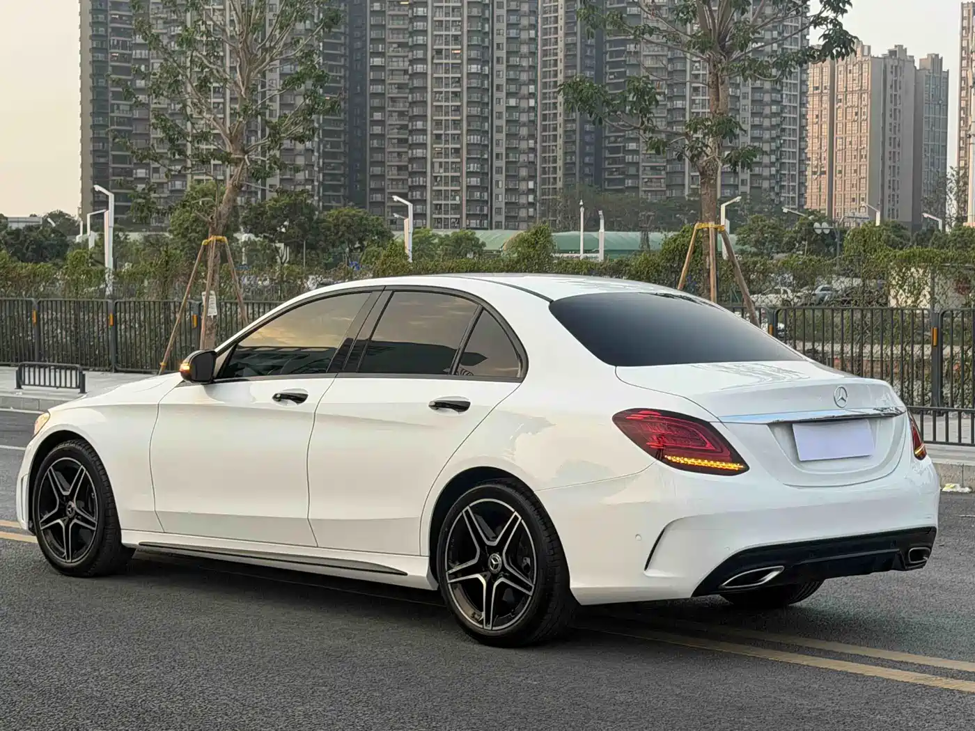 MERCEDES-BENZ C CLASS