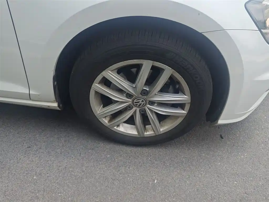 Volkswagen Golf 2018 1.6L Automatic Comfort фото 26