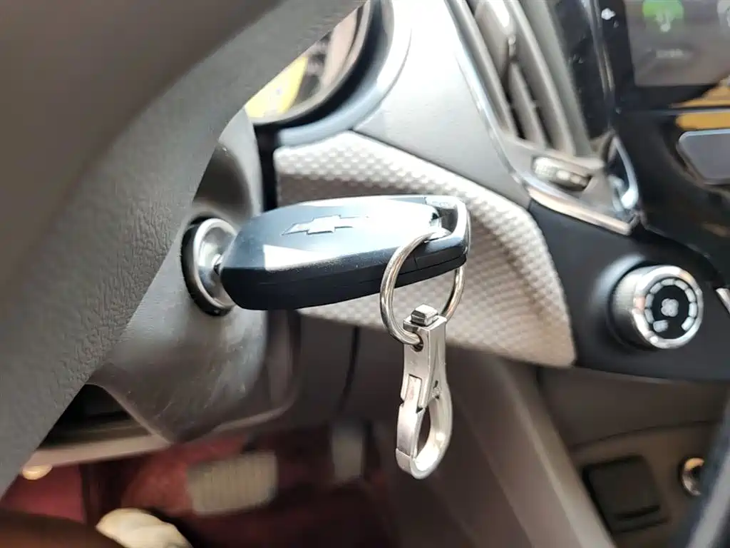 Chevrolet Cruze 2016 1.5L Automatic Fashion Sunroof Edition фото 9