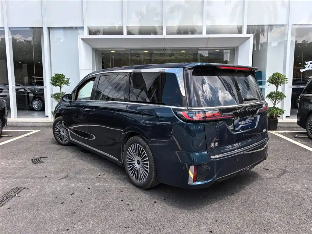 Voyah Auto Voyah Dreamer 2025 Model PHEV 4WD Premium QianKun Edition фото 5