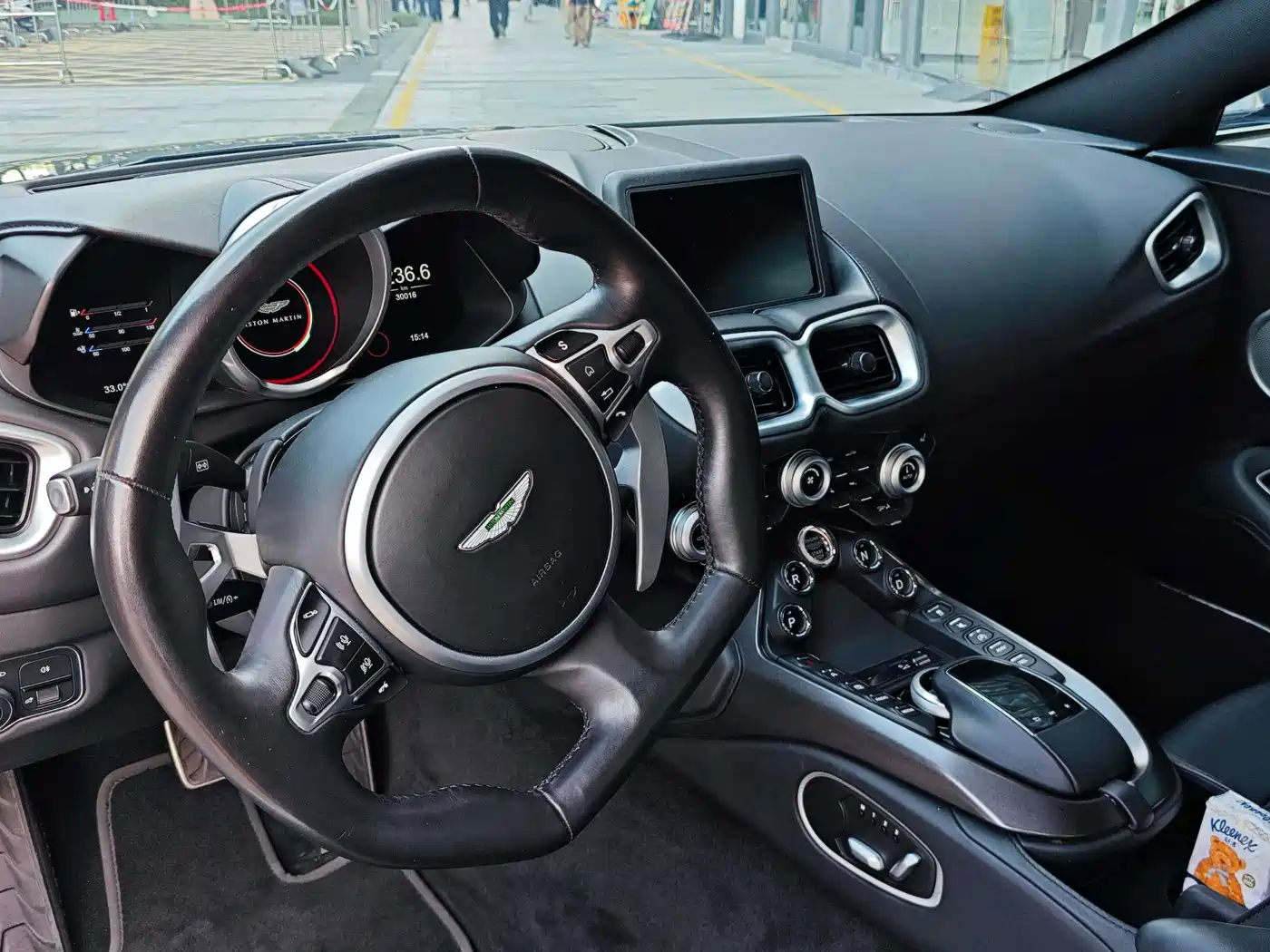 Aston Martin V8 Vantage 2022 2022 4.0T V8 Coupe