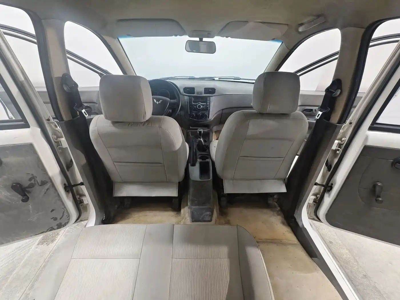 Wuling Motors Wuling Hongguang 2015 2015 1.5L S Basic China V