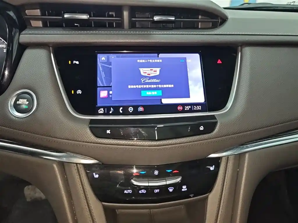 Cadillac XT5 2022 2.0T 2WD Luxury фото 13